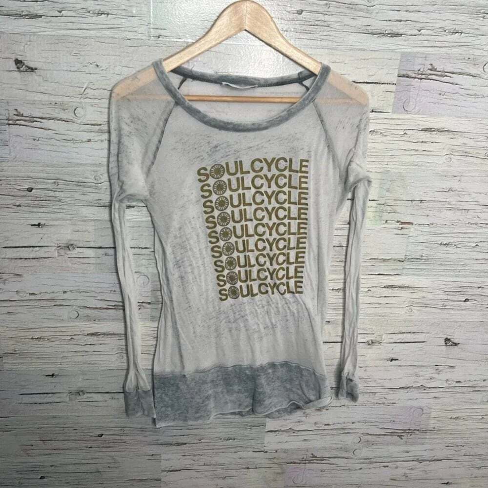 Soulcycle long sleeve size medium gray